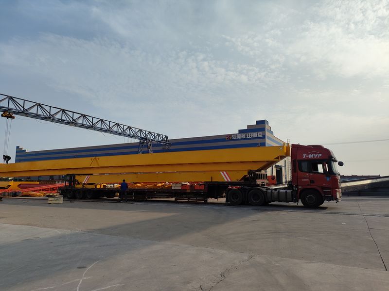 一批歐式單梁、歐式葫蘆雙發(fā)往山東威海