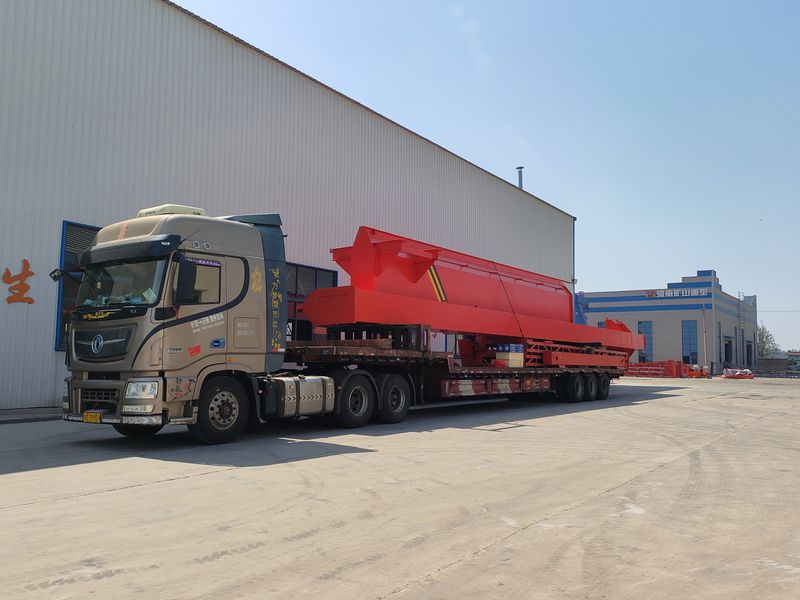 電動葫蘆門式起重機 MHxh16t—32m 制作完成，發(fā)往新疆交付客戶使用。